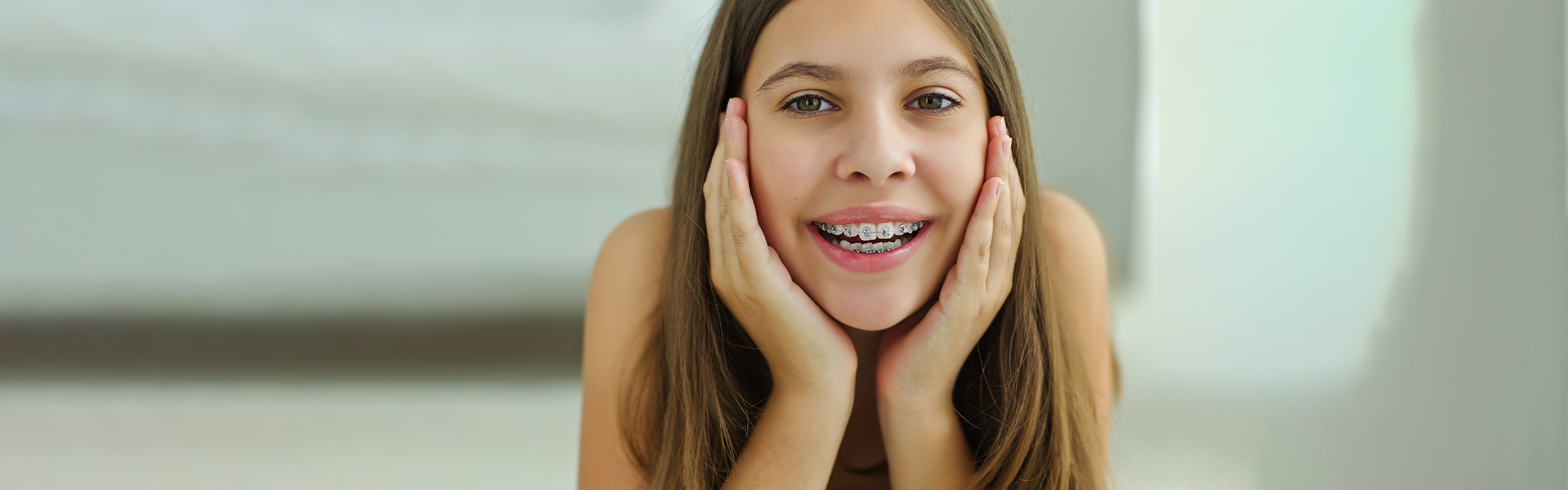 Clear Aligners Vs. Braces: the Pros and Cons